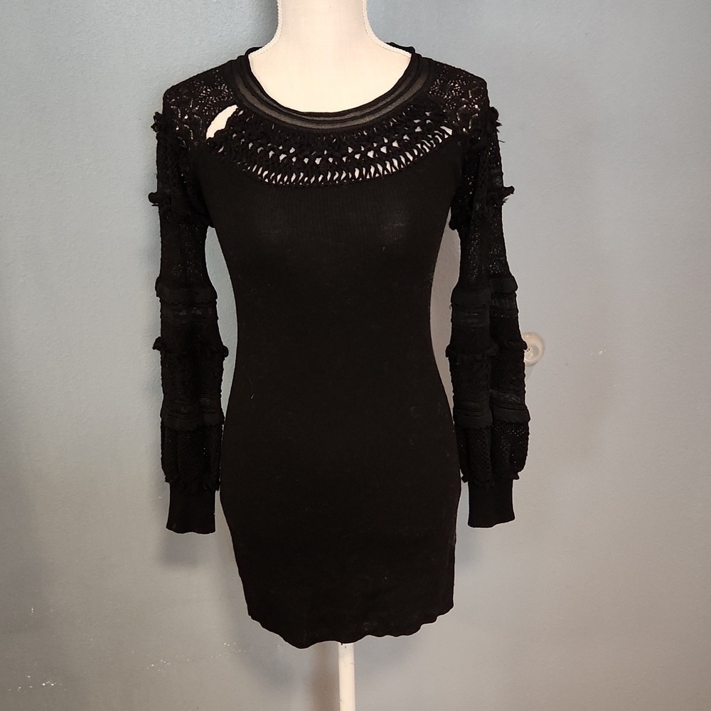 Nanette Lepore Eyelet/ eyelash knit boho floral lace long sleeve midi dress